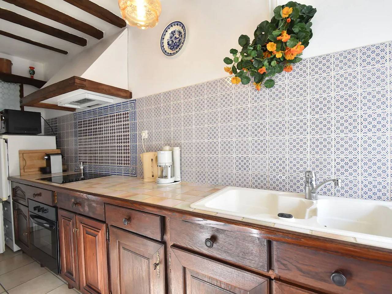 Typical Norman farmhouse with free Wifi, a short drive from the coast in Saint-Sauveur-Lendelin, Région de Coutances