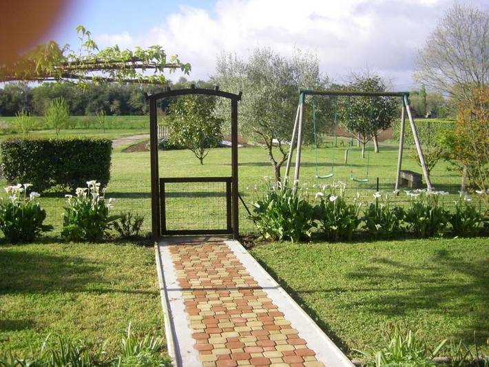 Gîte pour 7 personnes, avec vue et jardin, adapté aux familles à Sablonceaux - 2
