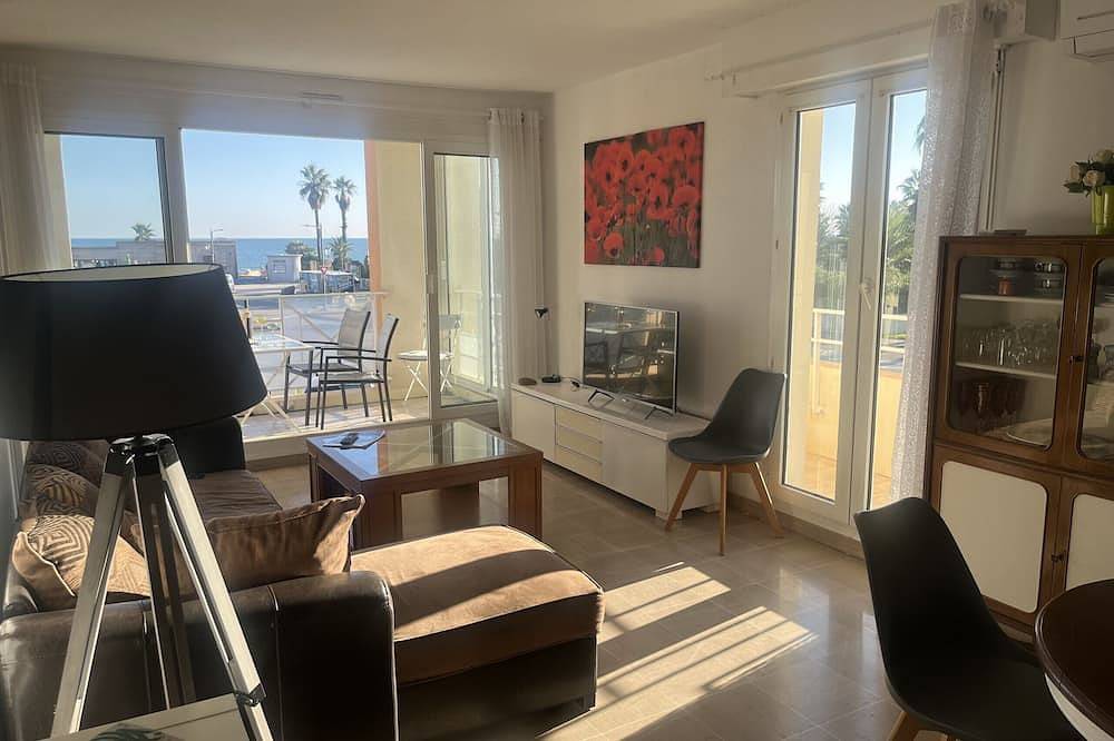 Appartement entier, Port Frejus Appartement d'exception  3 Pièces de 64 m2 Balcon vue mer, climatisé, avec piscine Wifi 6 Personnes in Fréjus Plage, Fréjus