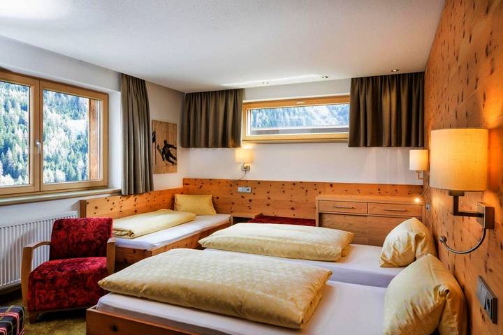 Chambre d’hôte pour 3 personnes, avec jardin ainsi que sauna et vue à Sankt Anton am Arlberg - 3