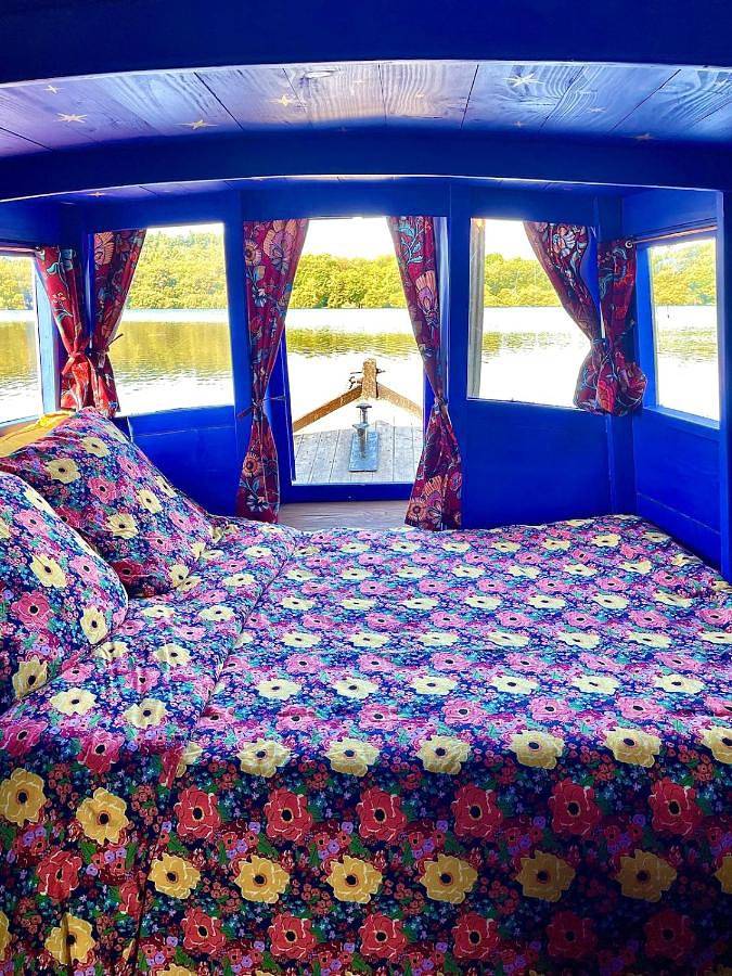 Bateau pour 2 personnes, avec vue et jardin, animaux acceptés dans Lac de Guerlédan - 3