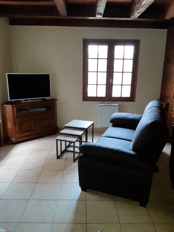 Gîte pour 5 personnes, avec jardin dans le Puy-de-Dôme - 4