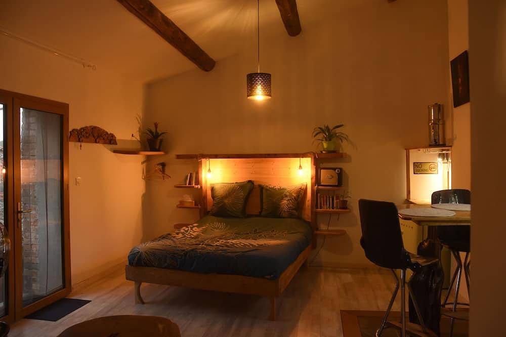 Appartement entier, Gîte de luxe dans la vallée de la Buèges, jacuzzi en amoureux! in Pégairolles-de-Buèges, Région de Lodève