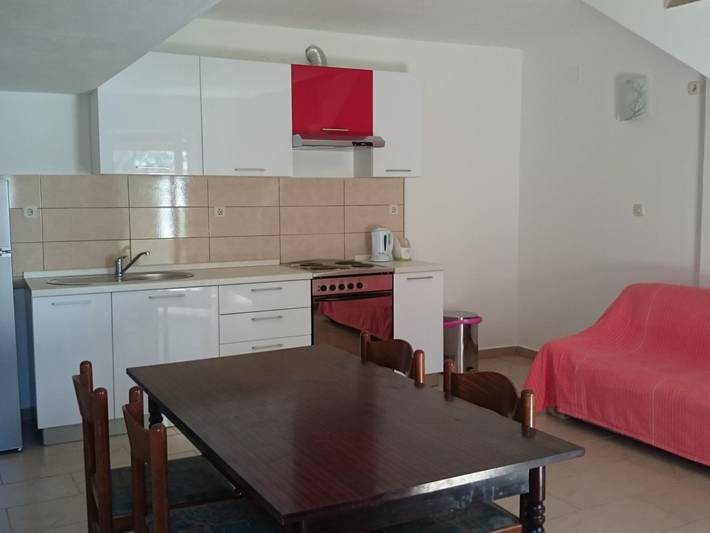 Ganze Wohnung, Gemütliche Ferienwohnung Emil in Općina Murter-Kornati, Murter