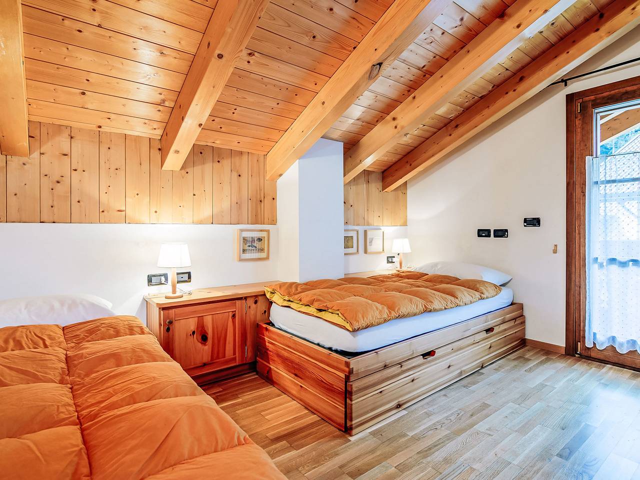 Entire apartment, Condominio Parco degli abeti in Canazei, Dolomiti Superski