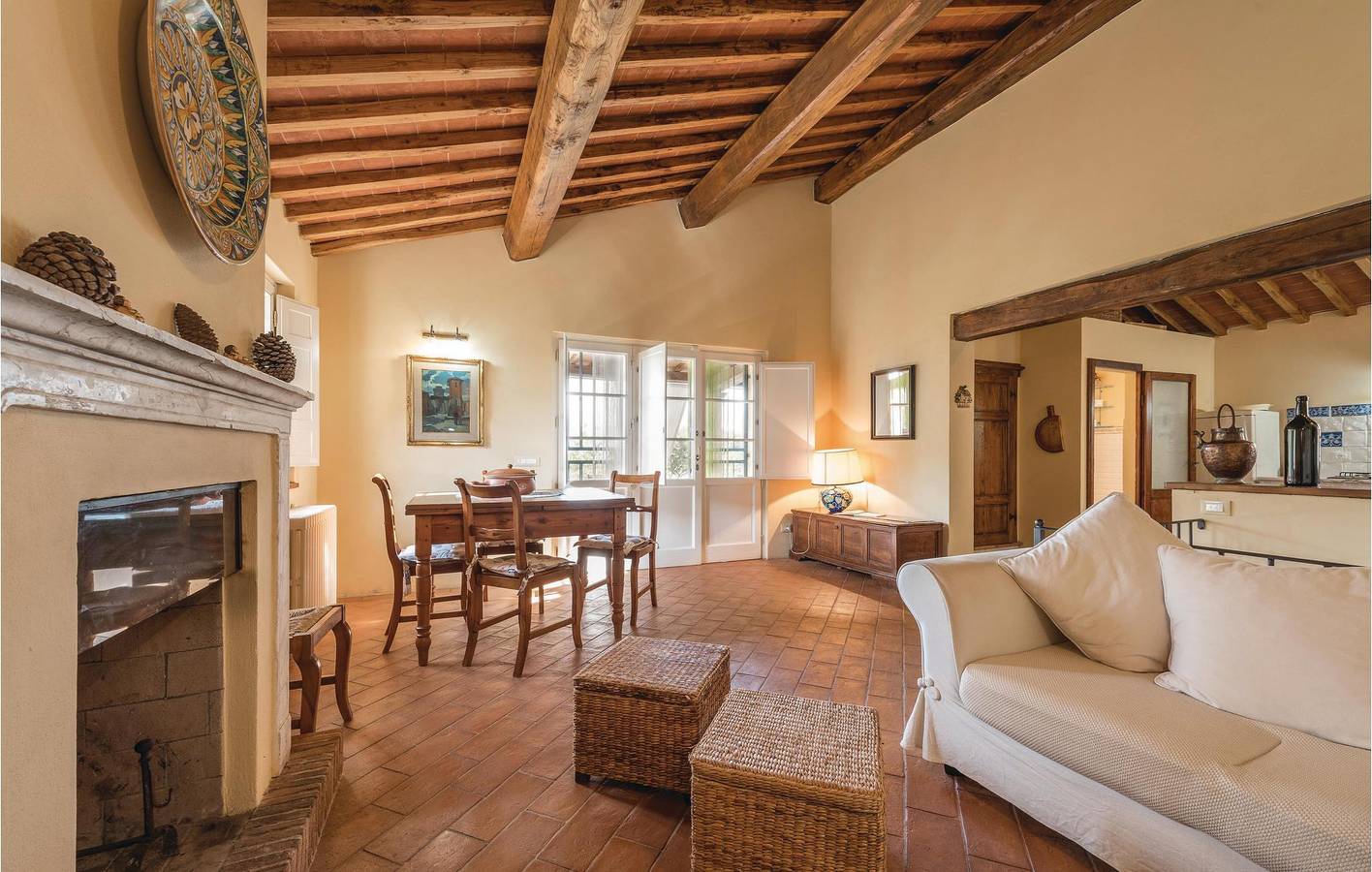 Apt am Pool mit Parkplatz und WiFi, in der Nähe des Flusses Serchio in Lucca, Italienische Riviera