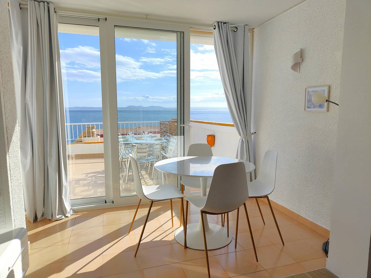 Apartamento entero, Apartamento costero en Roses para 5 personas con terraza in Roses, Alt Empordà