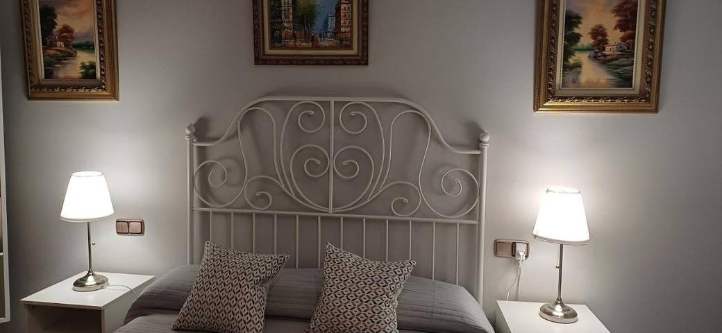 Maison d’hôte pour 4 personnes, avec vue et terrasse, animaux acceptés à Arenas