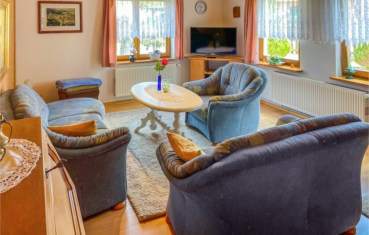 Gemütliche Wohnung mit Terrasse und Parkplatz, Nähe See in Dabel, Ludwigslust-Parchim
