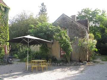 Chambre d’hôte pour 2 personnes, avec jardin à Flagey-Echézeaux