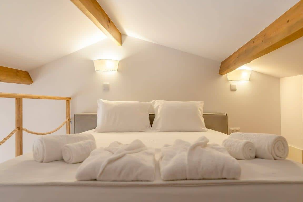 Apartamento inteiro, Heritage Loft I in the Cradle of Portugal in Guimarães, Distrito de Braga
