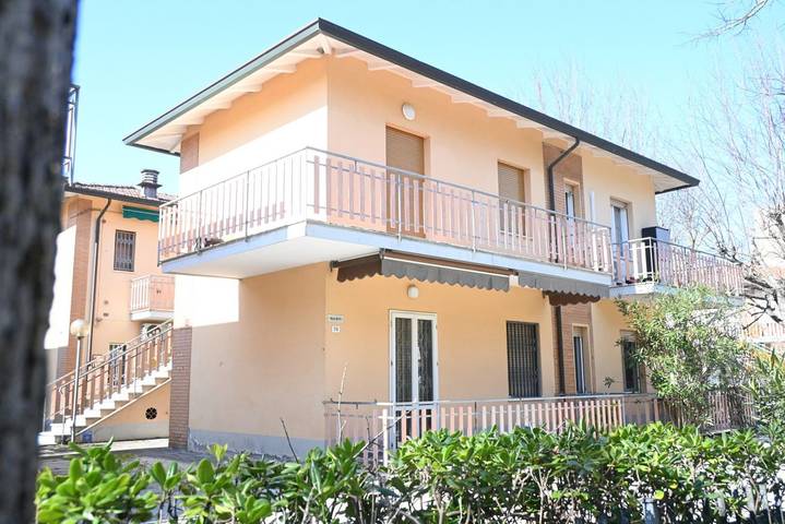 Ferienwohnung für 4 Personen, mit Balkon/Terrasse in Cesenatico - 2
