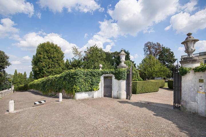 Ferienhaus für 12 Personen, mit Whirlpool und Terrasse sowie Garten in Vicenza - 4