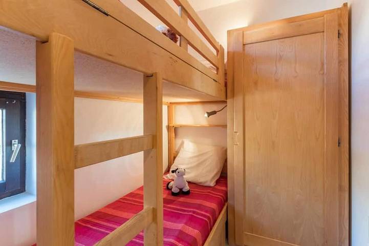 Gîte pour 6 personnes, avec balcon dans Les Grands Bains Du Monetier - 2
