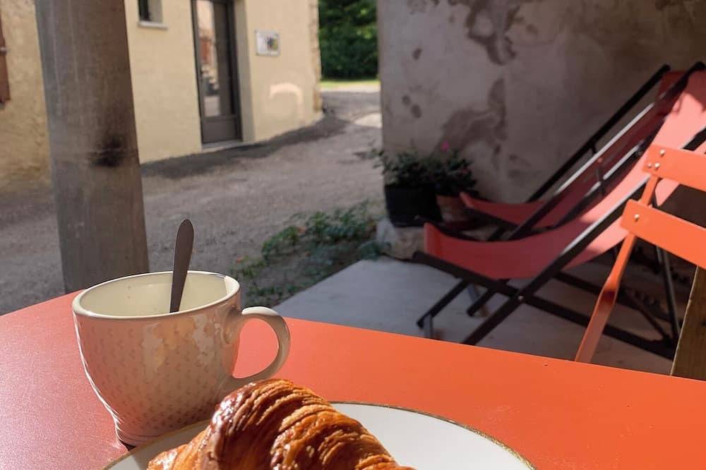 Maison d'hôtes & Spa Table d'hôtes : L'Écurie de Luzerand in Menglon, Région de Die