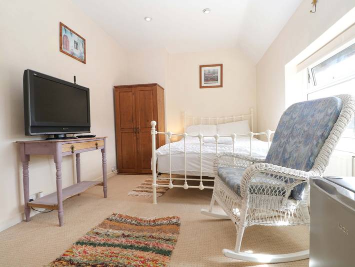 Apartment for 3 people in Surrey