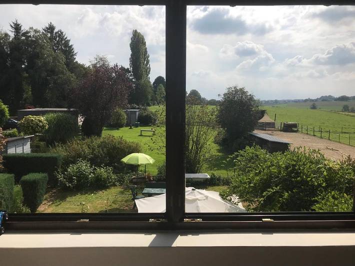 Gîte pour 2 personnes, avec Terrasse ainsi que Jardin et Vue à Overath