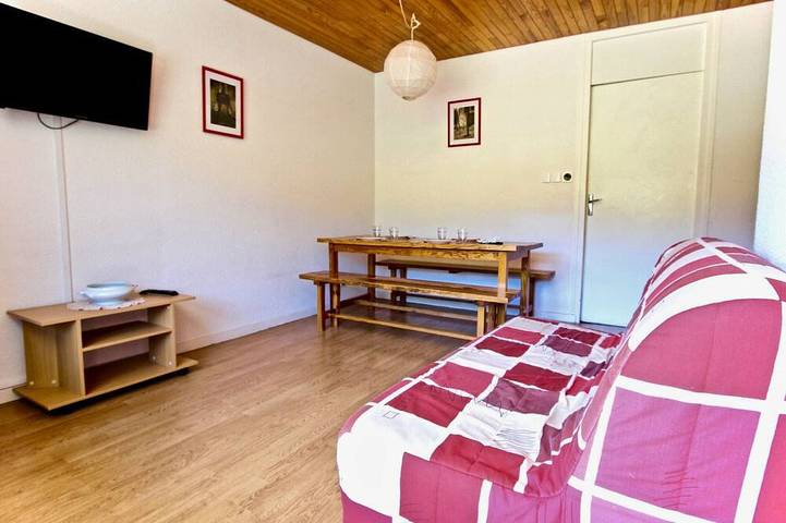 Appartement entier, Studio pour 4 pers. avec balcon et animaux admis in Chamrousse, Parc national des Écrins