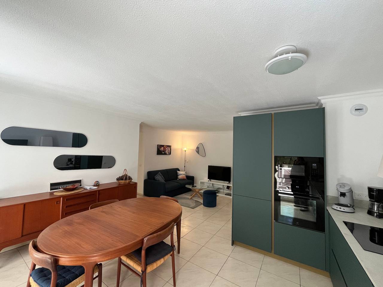 Entire apartment, Charming Central Apartment, 2 Bedrooms, Near Beach, Shops & Restaurants in Arcachon in Arcachon, Arcachon region