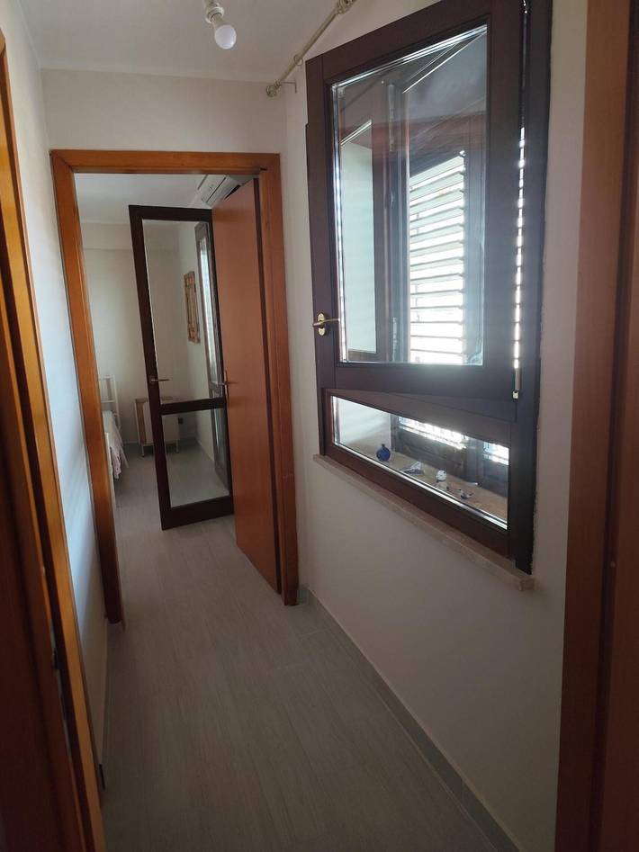 Appartamento intero, Appartamento 'Casamena' con balcone, Wi-Fi e aria condizionata in Melito di Porto Salvo, Costa Ionica Calabria