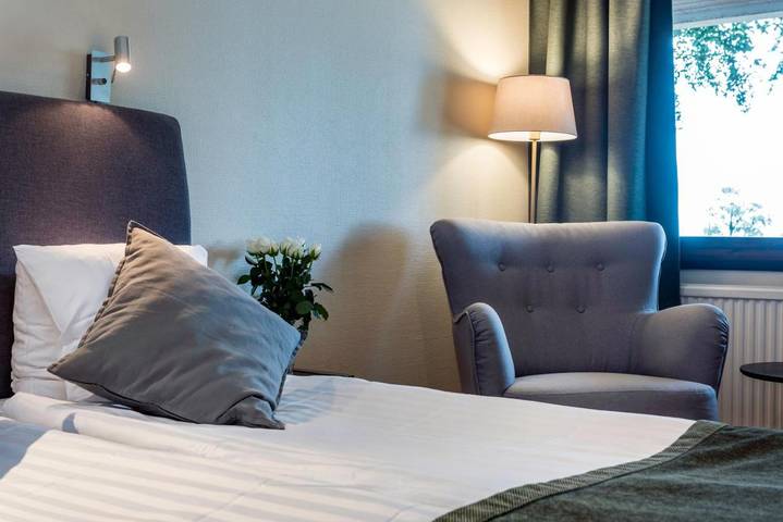 Hotel für 3 Personen, mit Terrasse und Garten sowie Sauna in Hjo - 2