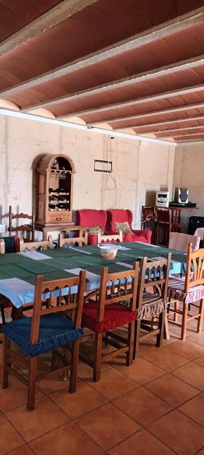 Three-Bedroom Townhouse in Cazalla de la Sierra, Sierra Morena