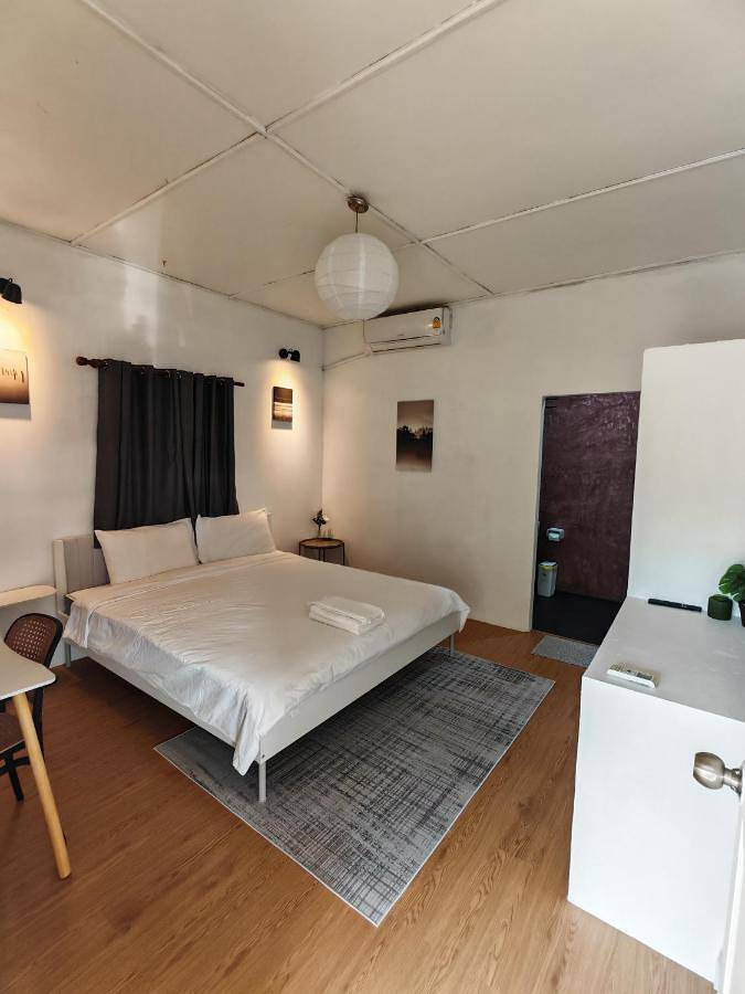 Maison d’hôte pour 2 personnes, avec terrasse ainsi que jardin et vue, animaux acceptés dans Ko Phangan