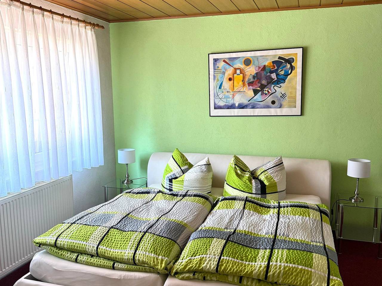 Gästehaus Schröder - Doppelzimmer 1 in Ober-Flörsheim, Kurpfalz