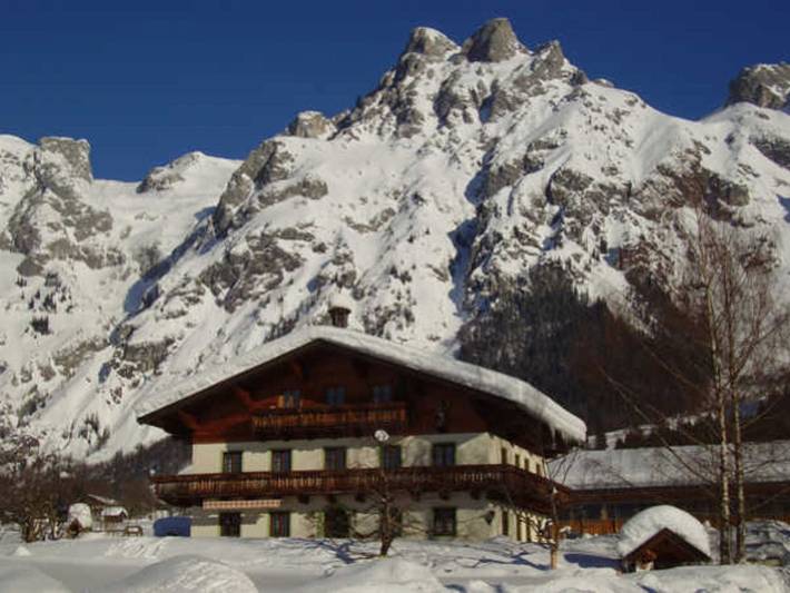 Ferienhaus für 4 Personen, mit Balkon und Garten sowie Ausblick in Werfenweng - 3