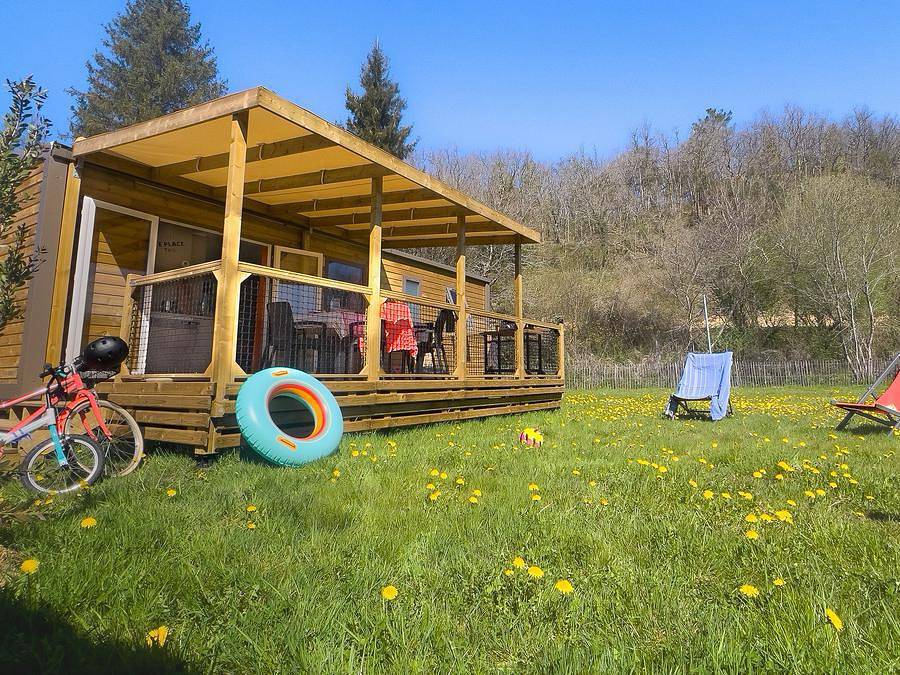 Camping le Pont de Mazerat - Mobilhome 4 personnes - Mobil-home Select Lv Clim Plancha Wifi - 2 chambres - 4 pers in Tamniès, Périgord Noir