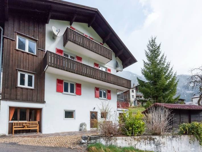 Ferienwohnung für 8 Personen, mit Terrasse und Garten im Montafon - 2