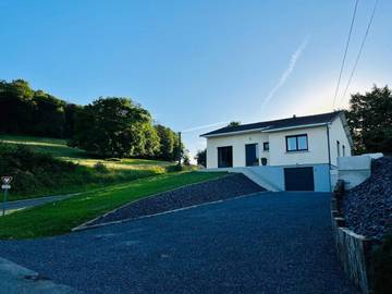 Gîte pour 5 personnes, avec vue et jardin dans Fagnon
