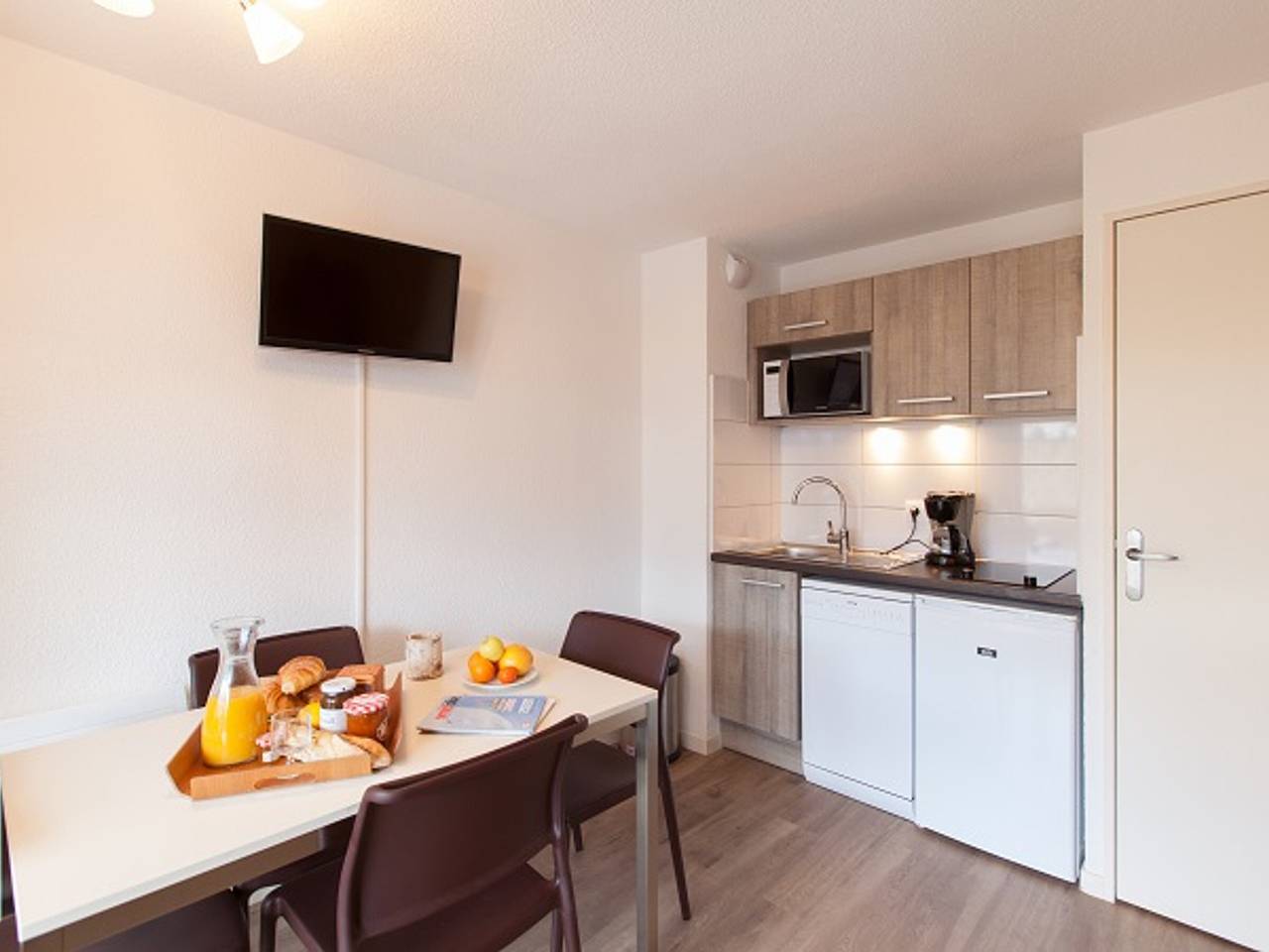 Ganzes Studio, Gemütliches Studio · Direkt an den Pisten · Kostenloses Wlan & Bergblick · 4 Personen in Briançon, Serre Chevalier