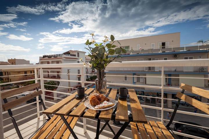 B&b per 2 persone, con Balcone e Terrazza a Terrasini