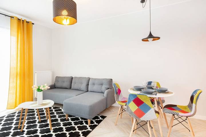 Apartment for 4 people, with garden and balcony, child-friendly in Warsaw
