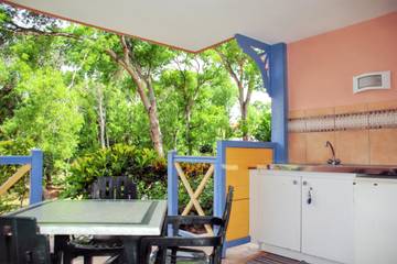 Gîte pour 2 personnes, avec terrasse dans Anse Caritan