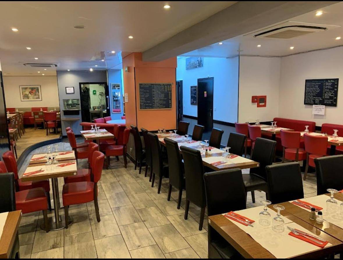 Le Grand Café in Châtillon, Hauts-de-Seine