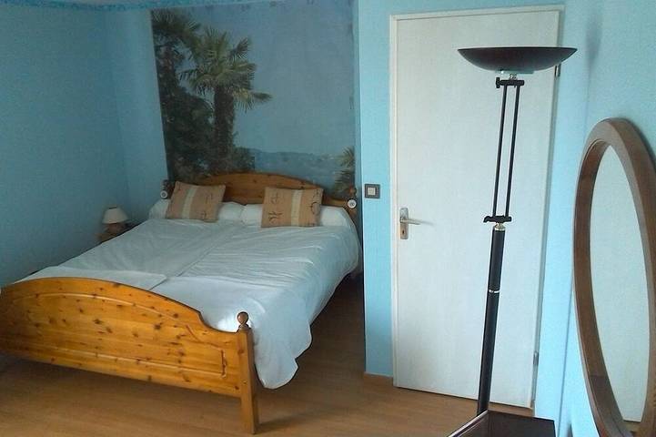 Location de vacances pour 2 personnes, avec jardin et terrasse à Poissy - 3