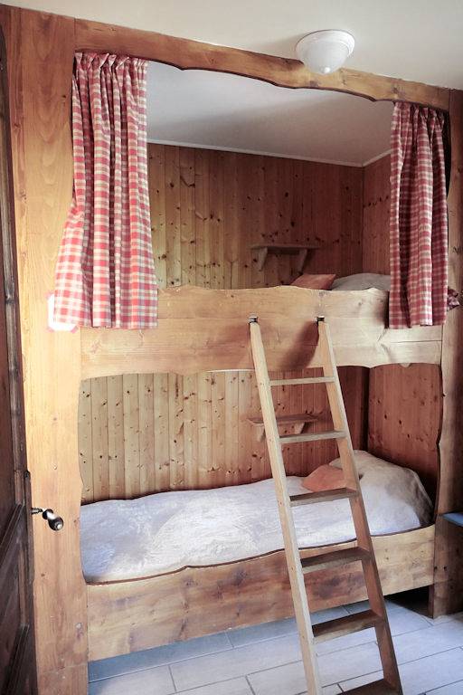 Chambre d’hôte pour 4 personnes, avec jardin dans le Cantal - 4