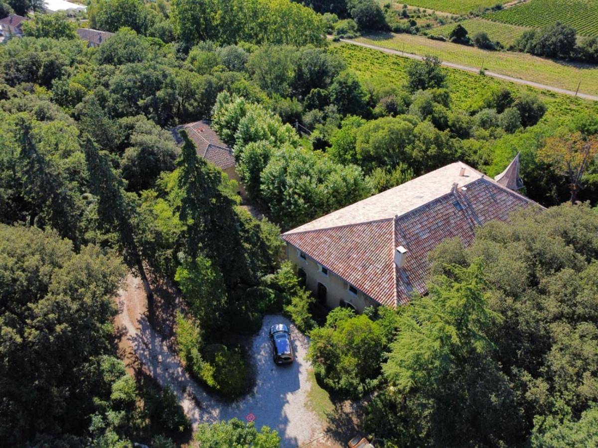 Château Daulone in Vaison-la-Romaine, Parc naturel régional du Mont-Ventoux