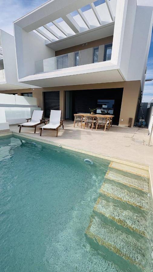 Casa rural para 6 personas, con terraza y piscina en Dolores - 2