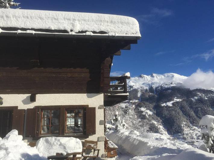 Chalet für 6 Personen, mit Balkon und Terrasse sowie Garten und Ausblick in Grimentz