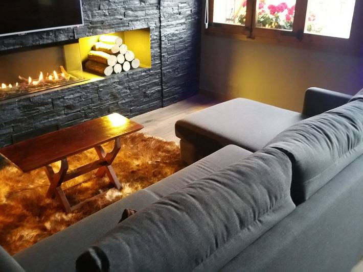 Appartement entier, Appartement 'Borredà' mit Kaminofen in Borredà, Pyrénées catalanes