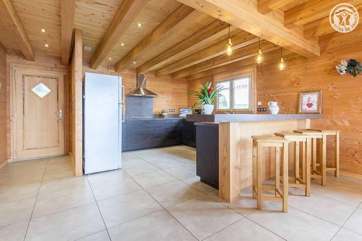 Gîte pour 10 personnes, avec sauna ainsi que jacuzzi et terrasse à Villarembert - 4