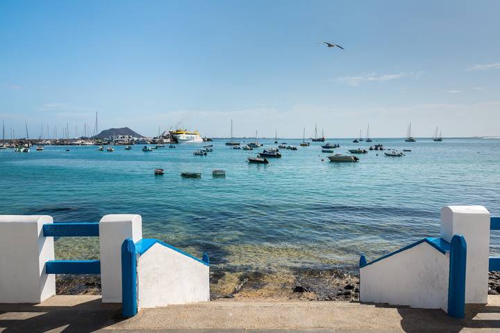 Apartamento entero, Apartamento "Corralejo Centro" Cerca de la Playa con Terraza y Wi-Fi in Puerto de Corralejo, La Oliva