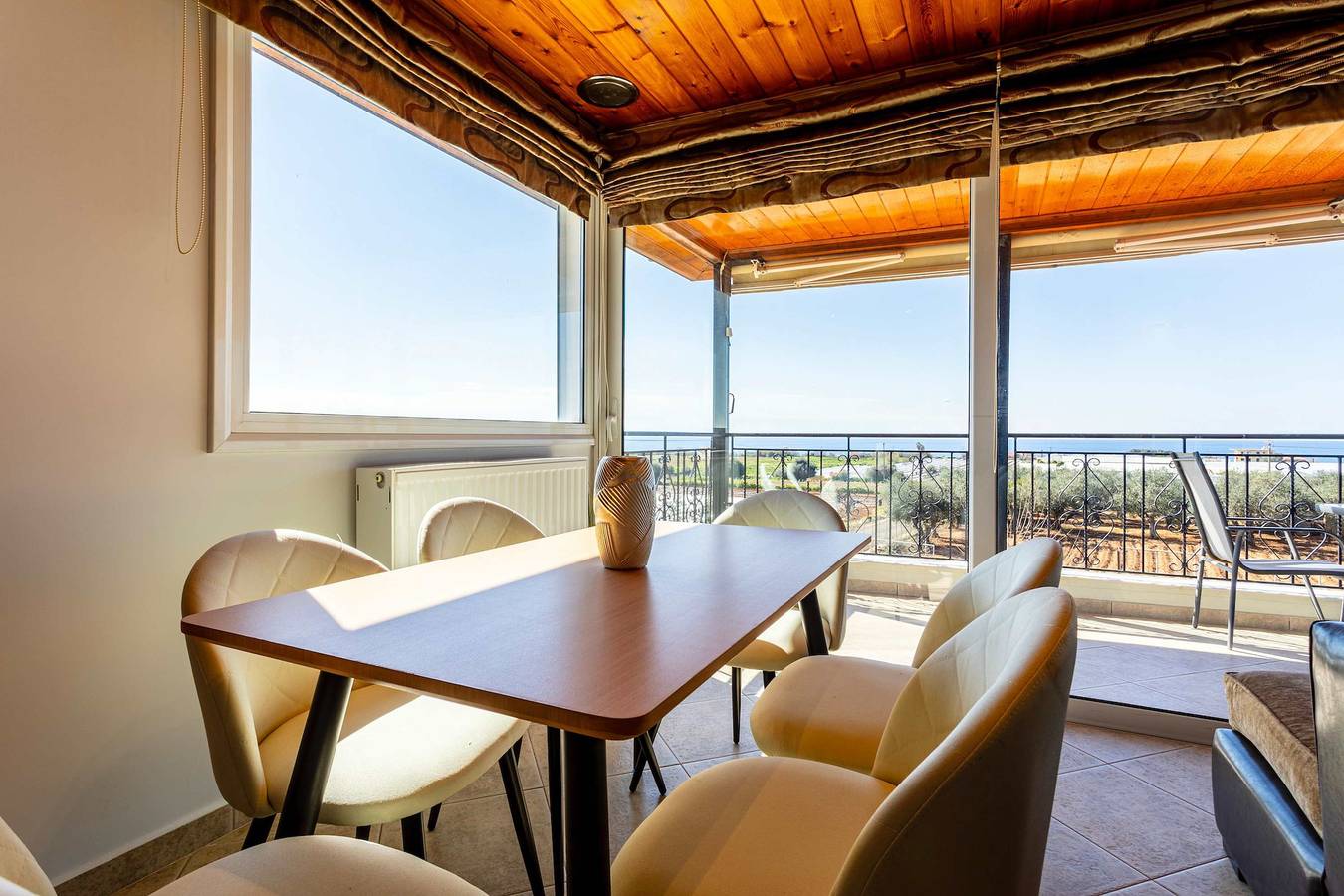 Ganze Wohnung, Ferienwohnung für 4 Personen mit Garten in Golf von Kyparissia