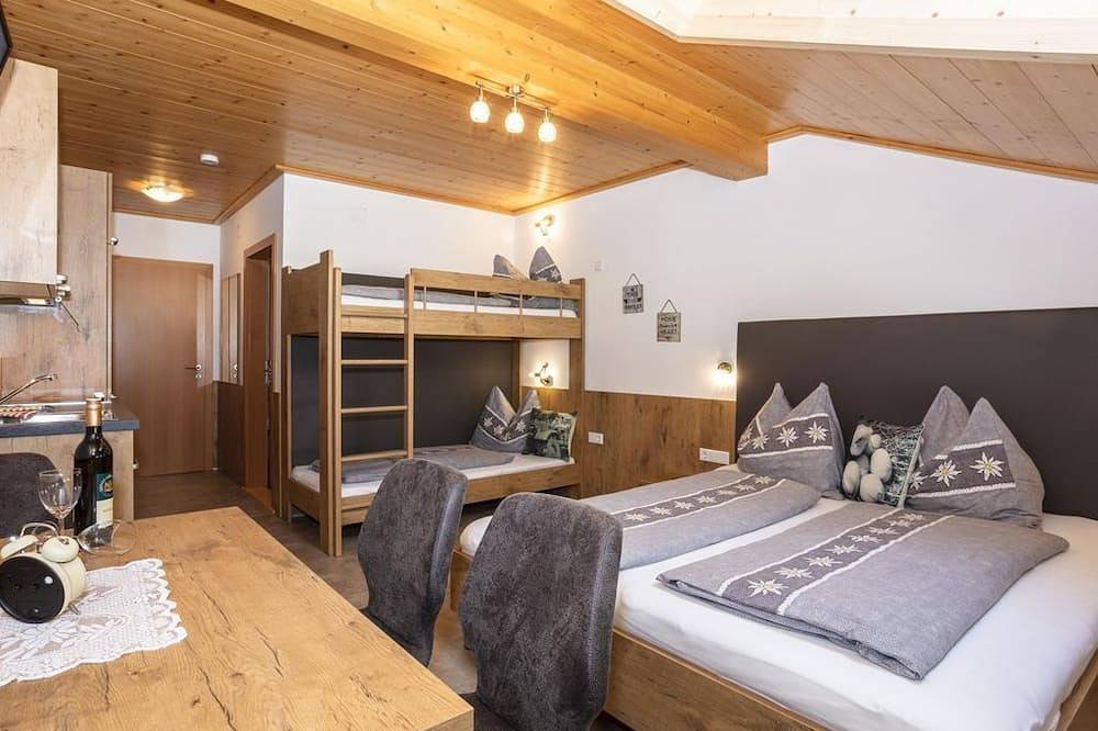 Studio Krokus - Unterbiberghof in Saalfelden, Saalfelden am Steinernen Meer