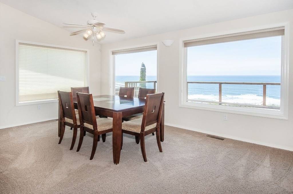 Sommer Spezial 300 $ + Steuern! in Nelscott, Lincoln City