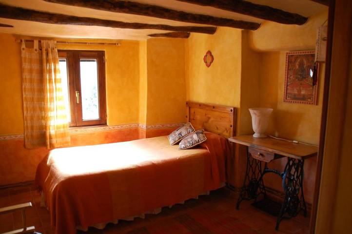 Casa rural para 3 personas, con balcón en Provincia de Huesca - 2