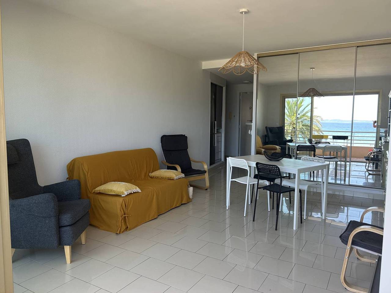 Appartement entier, Appartement 3 Pièces Climatisé, Vue Mer, Centre-Ville Le Lavandou in Le Lavandou, Parc national de Port-Cros